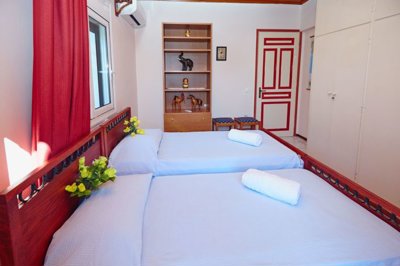 273602-elxis-athome-in-greeceidyllic-cottage-