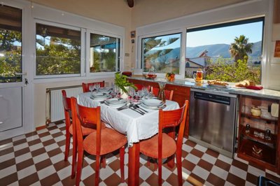 273605-elxis-athome-in-greeceidyllic-cottage-