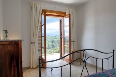 277692-elxis-at-home-in-greecepastoral-home-p