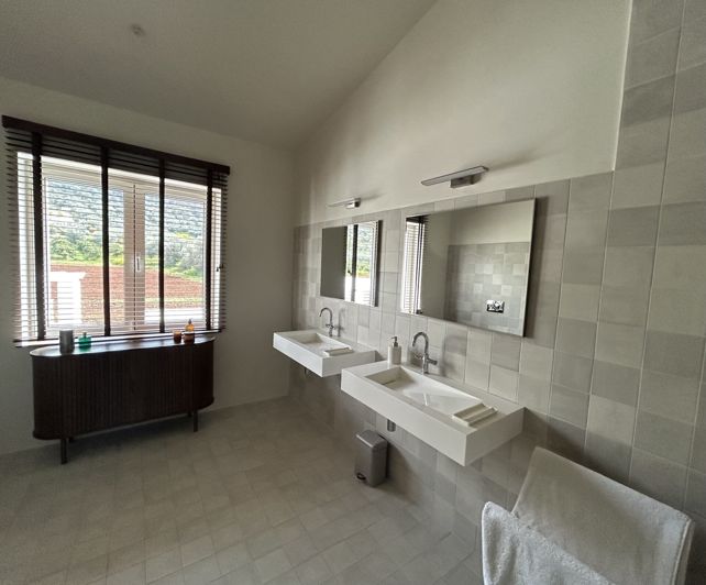 Image No.5-2 Bed Villa for sale