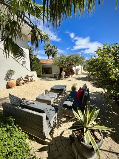 Image No.19-5 Bed Villa for sale