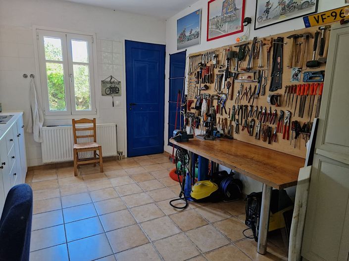 Image No.27-5 Bed Villa for sale