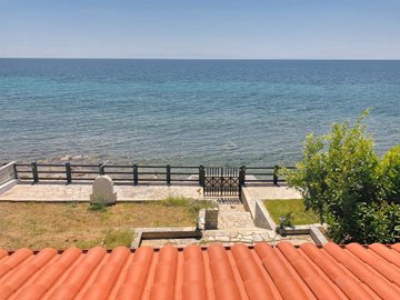 280042-elxis-at-home-in-greecekassandra-beach