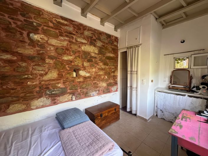 Image No.4-3 Bed Village House for sale