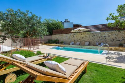 282161-elxis-at-home-in-greececretan-retreat3