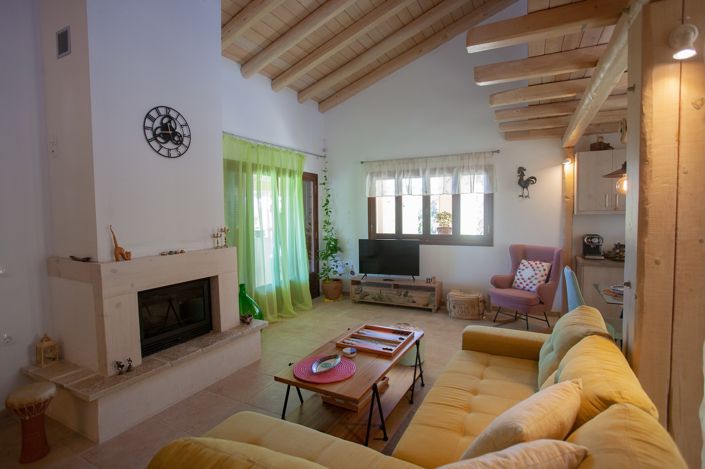 Image No.11-2 Bed Villa for sale
