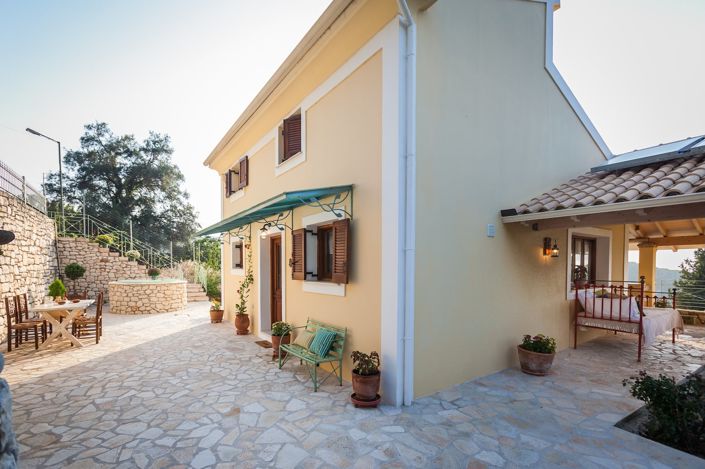 Image No.25-2 Bed Villa for sale
