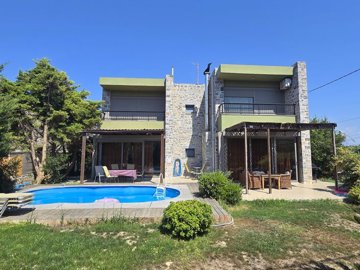 elxis20at20home20in20greecevilla20nearherakli