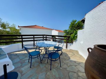 288263-elxis-at-home-in-greecevillage-house-a