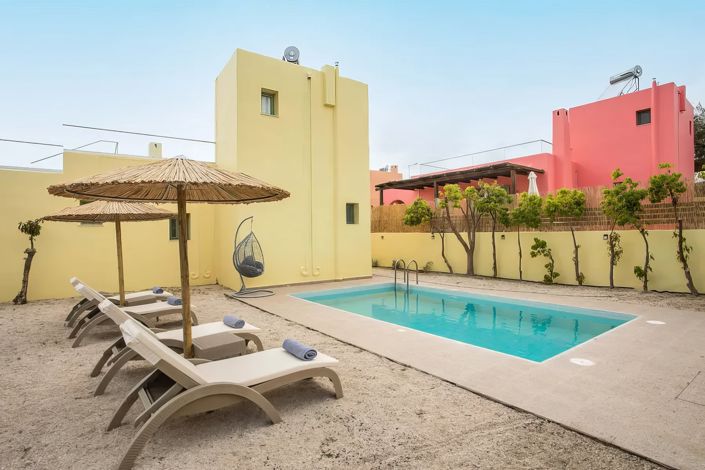 Image No.15-2 Bed Villa for sale