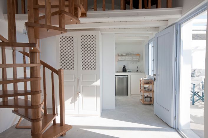 Image No.9-7 Bed Villa for sale