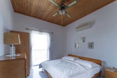 elxis-at-home-in-greecesparto-seaview-cottage