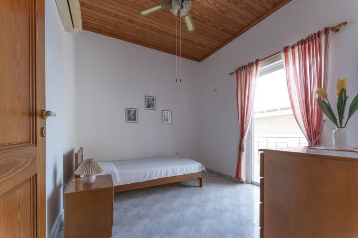 Image No.14-4 Bed Village House for sale