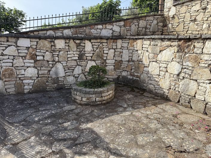 Image No.17-4 Bed Village House for sale