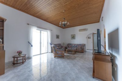 elxis-at-home-in-greecesparto-seaview-cottage