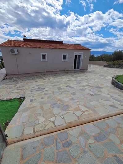 Image No.9-2 Bed Villa for sale