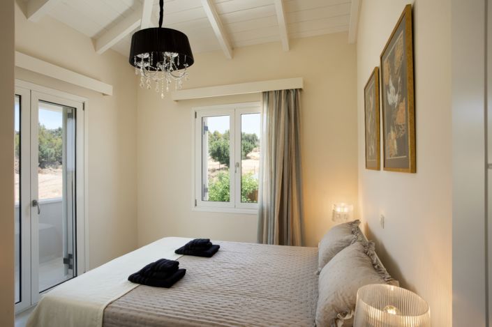 Image No.10-6 Bed Villa for sale