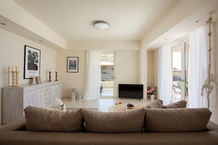 Image No.3-6 Bed Villa for sale
