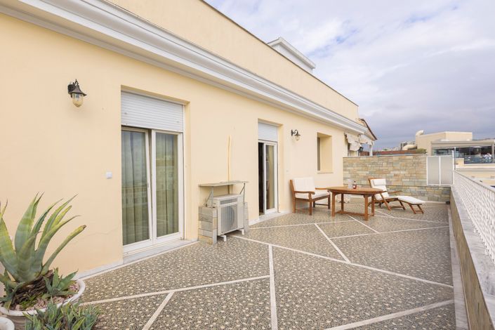 Image No.10-1 Bed Apartment for sale