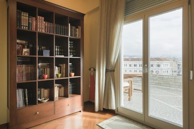 elxis20at20home20in20greecearistotelous-skyli