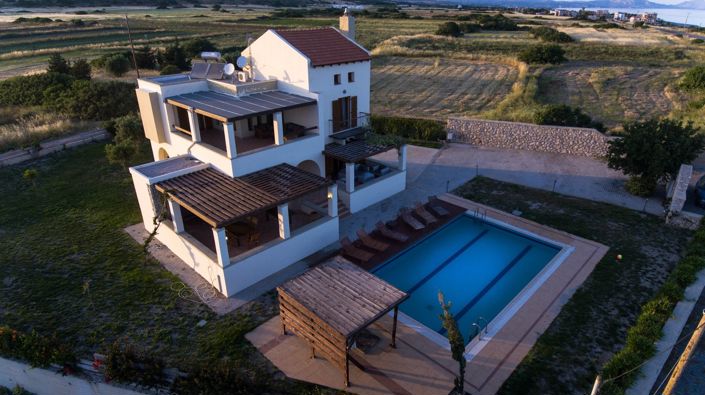 Image No.2-4 Bed Villa for sale