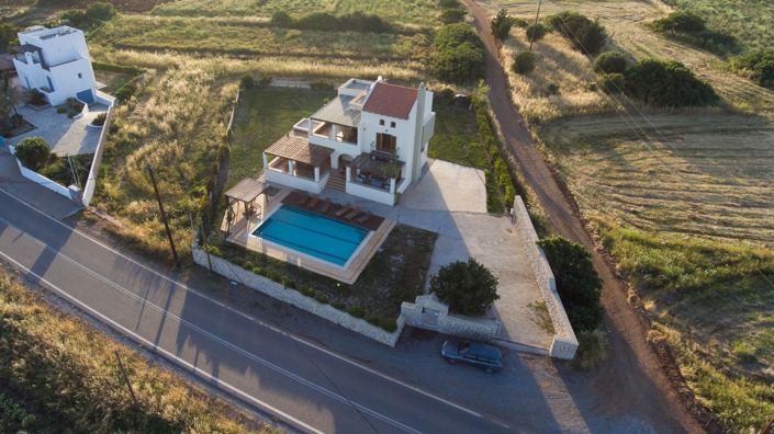 Image No.3-4 Bed Villa for sale