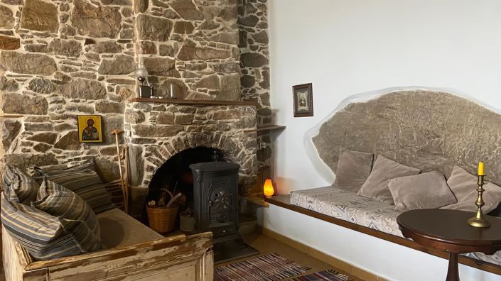 Image No.3-2 Bed Village House for sale