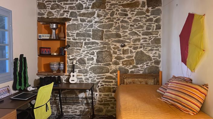 Image No.7-2 Bed Village House for sale