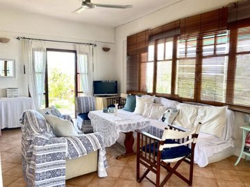 258852-elxis-at-home-in-greece-country-house-