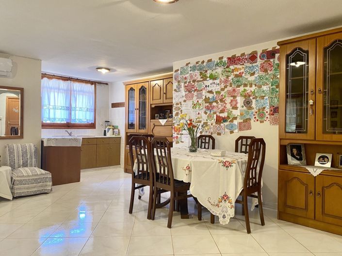 Image No.9-4 Bed Village House for sale