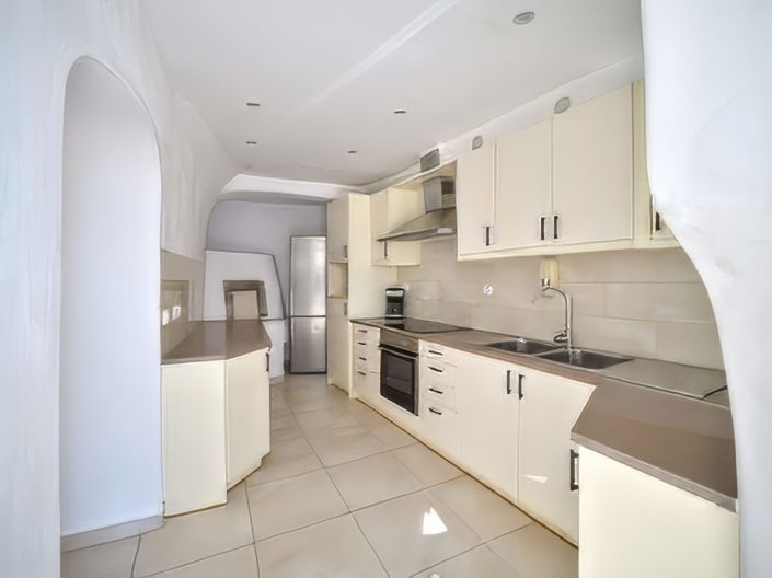 Image No.17-3 Bed Villa for sale