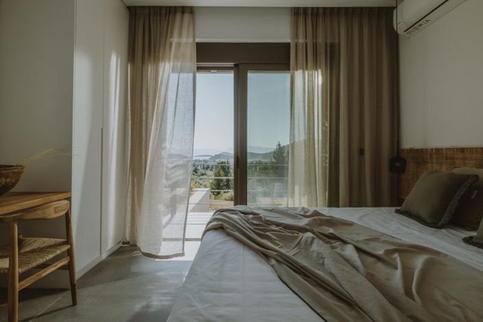 Image No.7-7 Bed Villa for sale