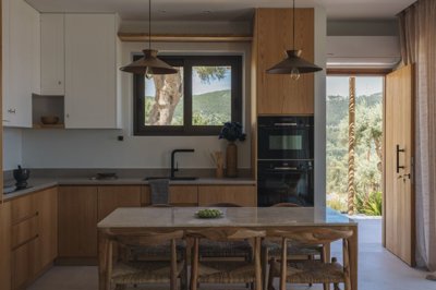 264761-elxis-at-home-in-greece-porosi-seascap