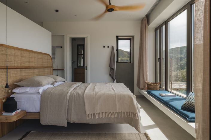 Image No.2-4 Bed Villa for sale