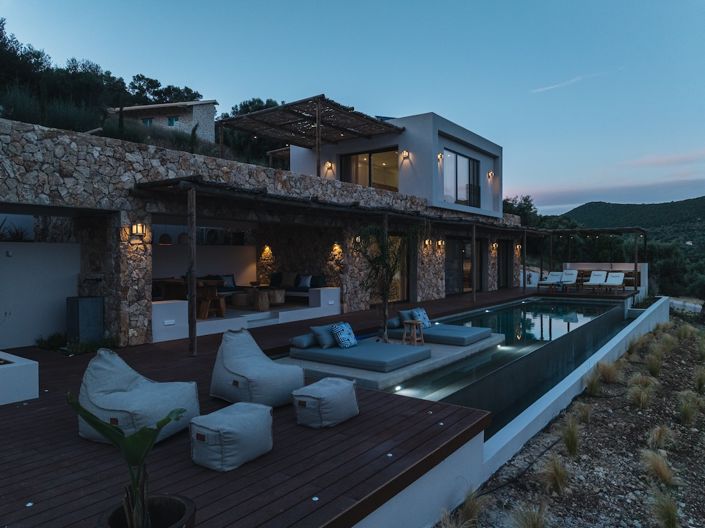 Image No.27-4 Bed Villa for sale