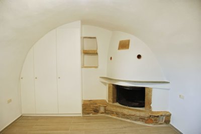 269997-elxis-at-home-in-greece-kythera-countr