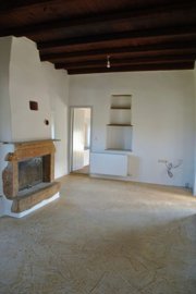 269999-elxis-at-home-in-greece-kythera-countr