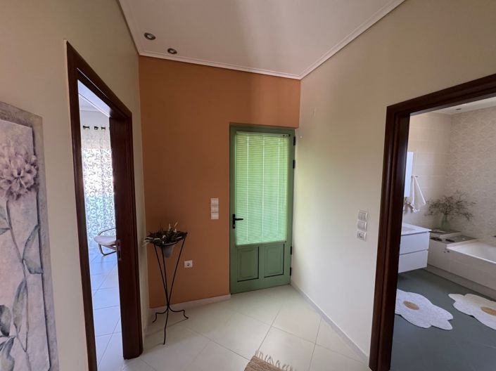 Image No.14-4 Bed Villa for sale