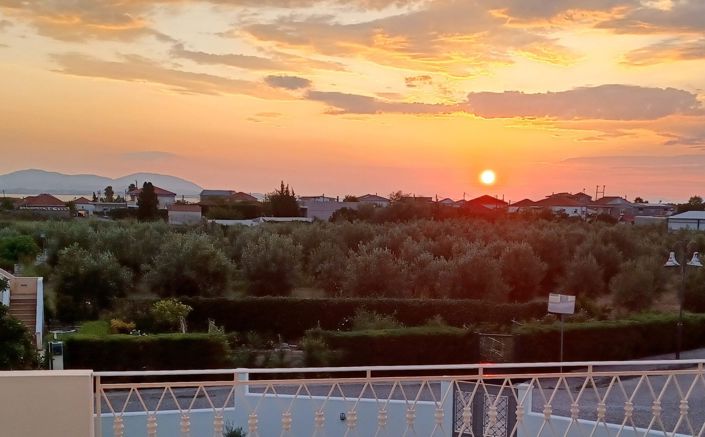 Image No.2-4 Bed Villa for sale