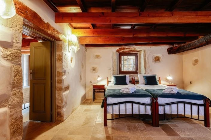 Image No.4-5 Bed Villa for sale