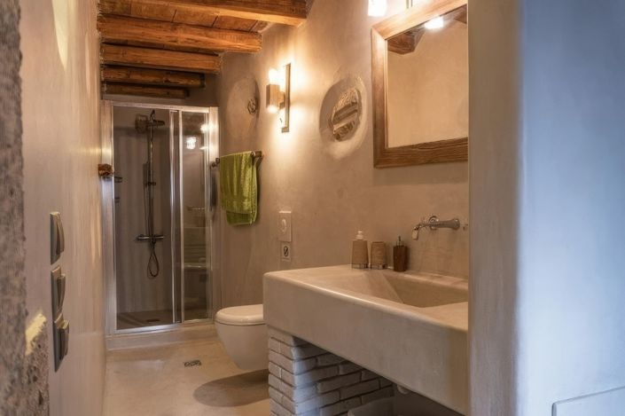 Image No.8-5 Bed Villa for sale