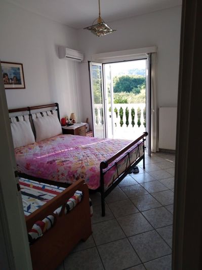 Image No.15-3 Bed Village House for sale
