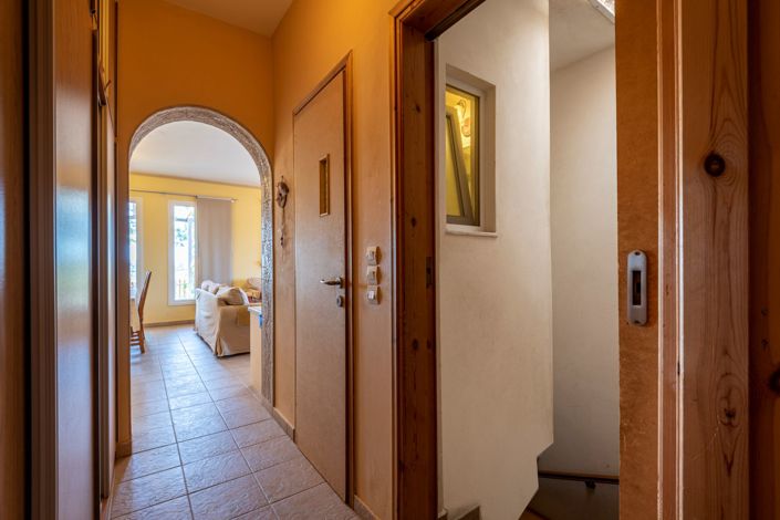 Image No.10-3 Bed Villa for sale