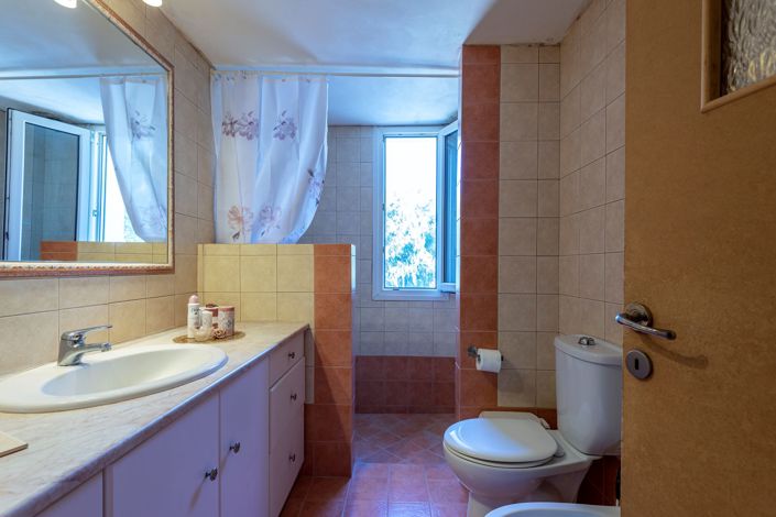 Image No.5-3 Bed Villa for sale