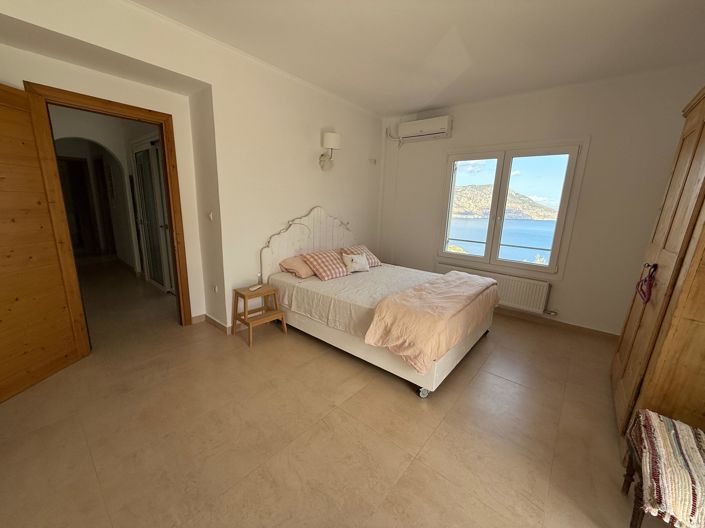 Image No.18-4 Bed Villa for sale