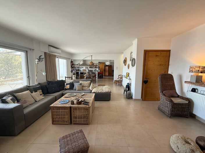 Image No.6-4 Bed Villa for sale