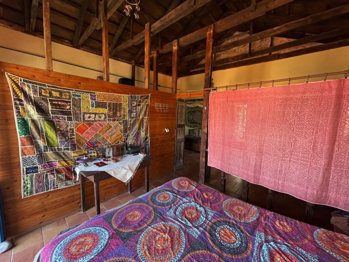 Image No.18-6 Bed Townhouse for sale