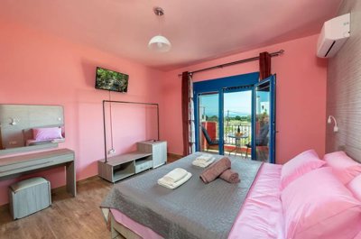 elxis20at20home20in20greece20watermelon20vill