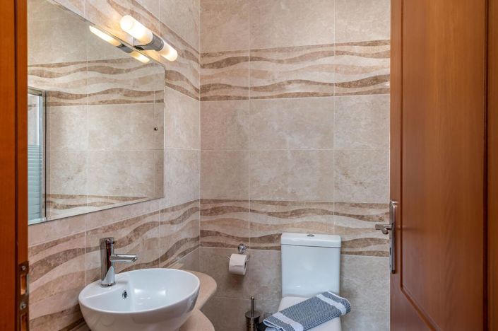 Image No.15-3 Bed Villa for sale