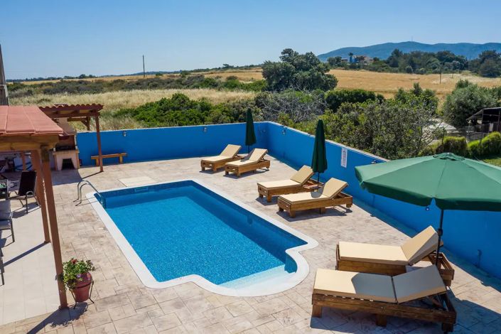 Image No.2-3 Bed Villa for sale